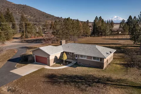 116 Oak View Ct, Yreka, CA 96097