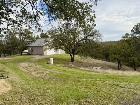 17825 Clearwater Dr, Red Bluff, CA 96080 photo 2
