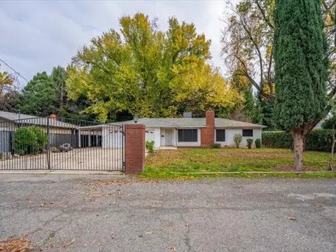 Exterior - 362 Revilo Dr, Redding, CA 96001 photo 16 of 17