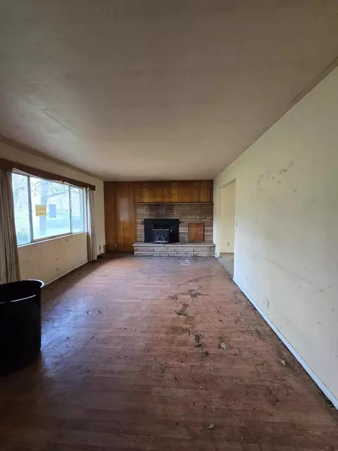 Living - 9825 Oak Run Rd, Oak Run, CA 96069 photo 2 of 2