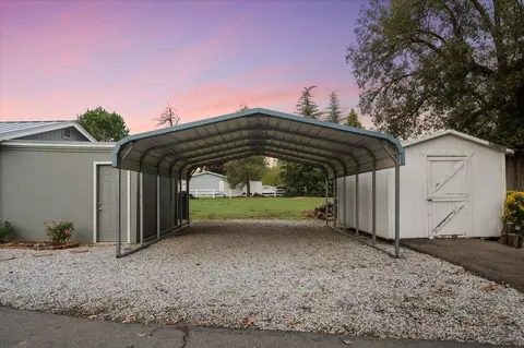 Exterior - 20766 Cattle Dr, Redding, CA 96003 photo 12 of 37