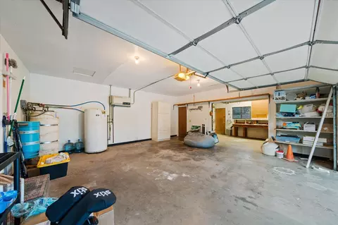 Other - 20766 Cattle Dr, Redding, CA 96003 photo 4 of 13
