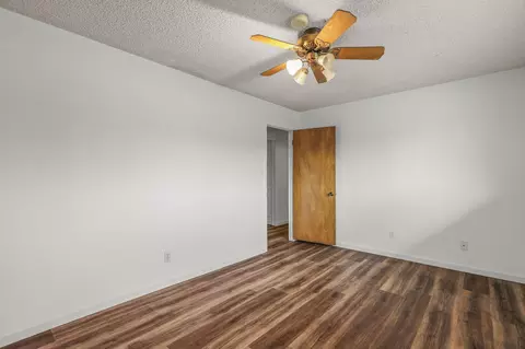 820 Middle St, Redding, CA 96003 photo 21