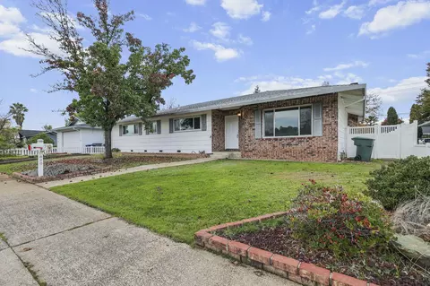 820 Middle St, Redding, CA 96003 photo 29
