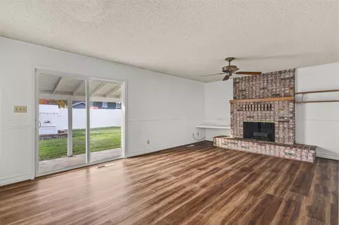 820 Middle St, Redding, CA 96003 photo 5