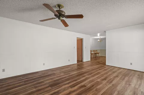 820 Middle St, Redding, CA 96003 photo 8
