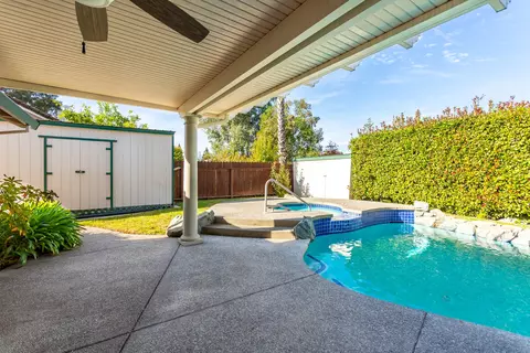 Exterior - 2238 Sophy Pl, Redding, CA 96003 photo 4 of 8