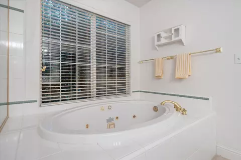 6684 Riata Dr, Redding, CA 96002 photo 27