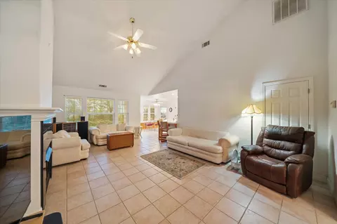 6684 Riata Dr, Redding, CA 96002 photo 13
