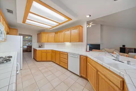 6684 Riata Dr, Redding, CA 96002 photo 21