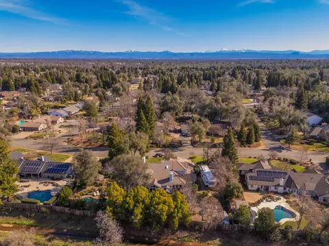 4610 Saratoga Dr, Redding, CA 96002 photo 33