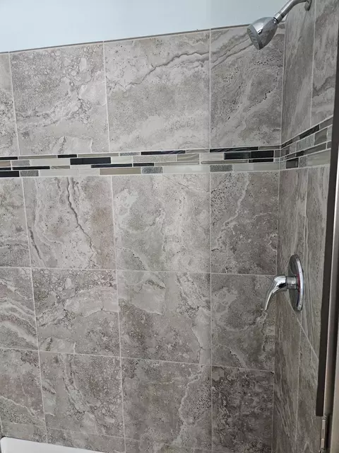 Bath - 3491 Lemurian Rd, Redding, CA 96002 photo 4 of 5