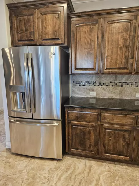 Kitchen - 3491 Lemurian Rd, Redding, CA 96002 photo 3 of 3