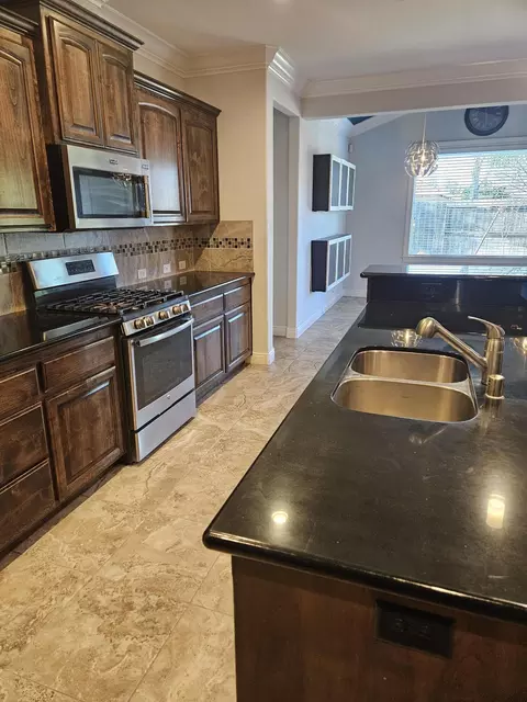 Kitchen - 3491 Lemurian Rd, Redding, CA 96002 photo 2 of 3