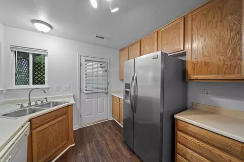 Kitchen - 3035 West St, Redding, CA 96001 photo 3 of 3