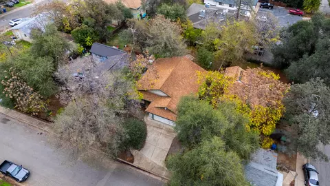 View/Area - 3035 West St, Redding, CA 96001 photo 1 of 4