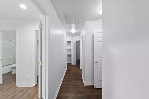 Entry Way - 3035 West St, Redding, CA 96001 photo 1 of 1
