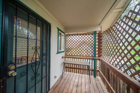 Exterior - 3035 West St, Redding, CA 96001 photo 4 of 9