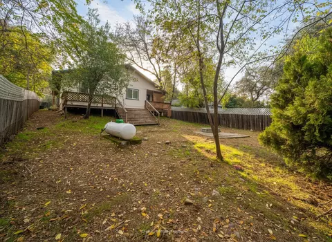 Exterior - 3035 West St, Redding, CA 96001 photo 9 of 9