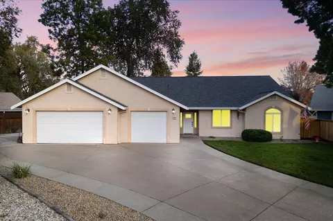 2899 Gunn Ct, Redding, CA 96001 photo 1