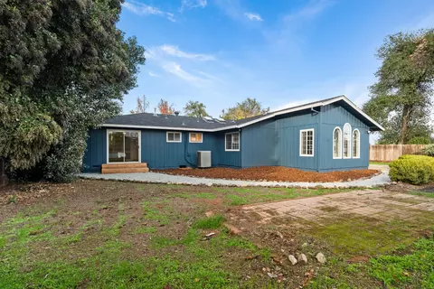 595 Rafael St, Redding, CA 96002 photo 52