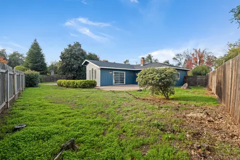 595 Rafael St, Redding, CA 96002 photo 53