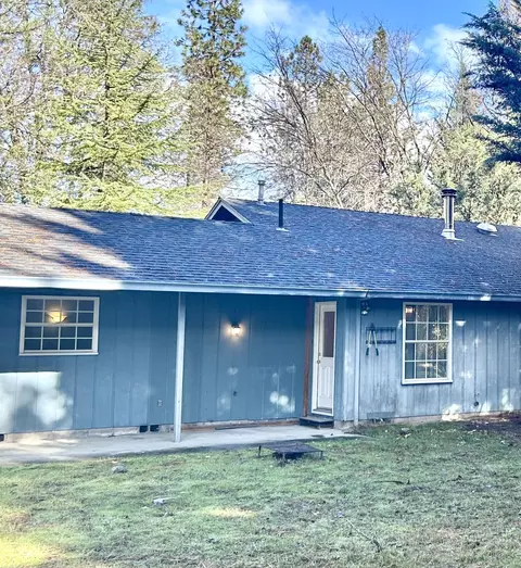 Exterior - 51 Pleasant Dr, Lewiston, CA 96052 photo 15 of 16