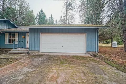 Exterior - 51 Pleasant Dr, Lewiston, CA 96052 photo 8 of 16