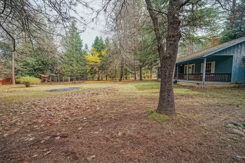 Exterior - 51 Pleasant Dr, Lewiston, CA 96052 photo 9 of 16