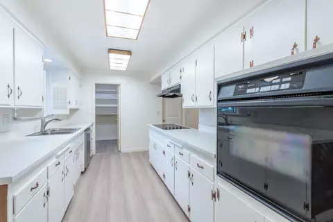 Kitchen - 3690 Victoire Way, Redding, CA 96002 photo 2 of 2