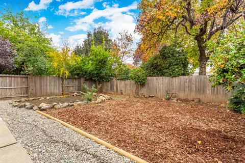 Exterior - 3690 Victoire Way, Redding, CA 96002 photo 9 of 11