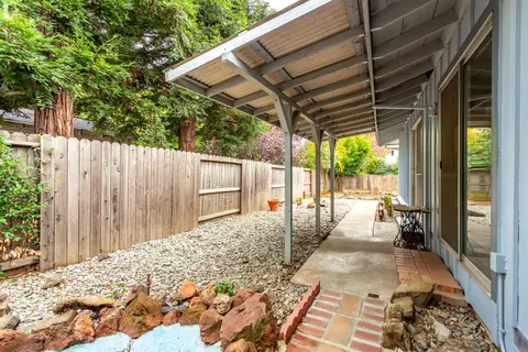 Exterior - 3690 Victoire Way, Redding, CA 96002 photo 5 of 11