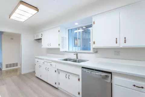 Kitchen - 3690 Victoire Way, Redding, CA 96002 photo 1 of 2