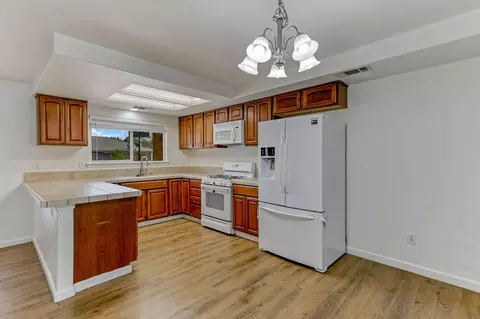 Kitchen - 1000 Monterra Ln, Redding, CA 96002 photo 1 of 3