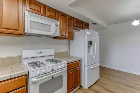 Kitchen - 1000 Monterra Ln, Redding, CA 96002 photo 3 of 3