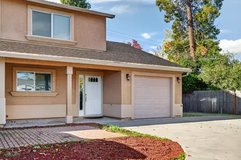 Exterior - 1000 Monterra Ln, Redding, CA 96002 photo 2 of 6
