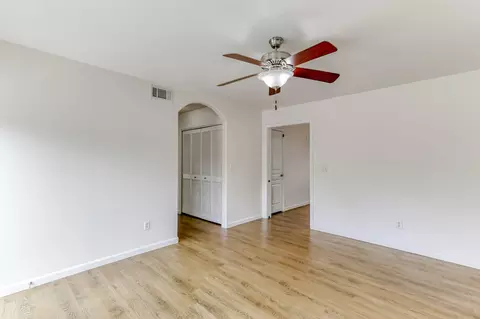 Living - 1000 Monterra Ln, Redding, CA 96002 photo 3 of 3