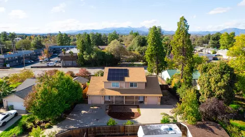 1000 Monterra Ln, Redding, CA 96002
