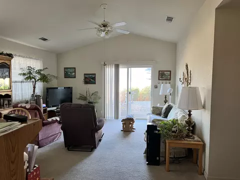 624 Volcano View Trl, Redding, CA 96003 photo 3