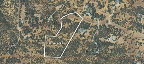 16615 Robin Hood Ln, Cottonwood, CA 96022