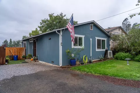 3922 Laredo St, Shasta Lake, CA 96019