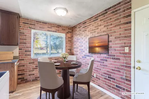 Dining - 6874 Weeks Rd, Redding, CA 96002 photo 1 of 2