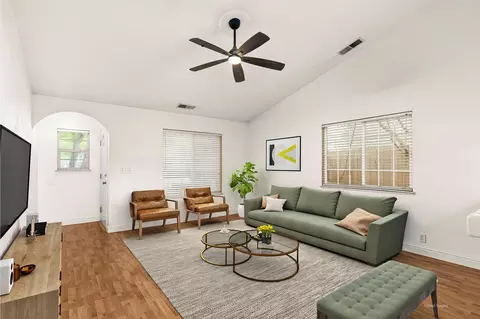 Living - 258 Vail Dr, Chico, CA 95973 photo 1 of 2