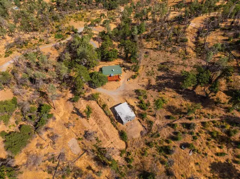View/Area - 14058 Windfall Dr, Redding, CA 96003 photo 13 of 14