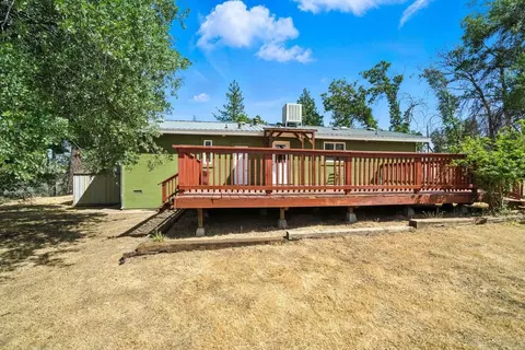 Exterior - 14058 Windfall Dr, Redding, CA 96003 photo 2 of 10