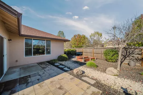 Exterior - 3375 Karuk Ave, Redding, CA 96002 photo 7 of 12