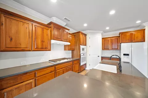 Kitchen - 3375 Karuk Ave, Redding, CA 96002 photo 2 of 3