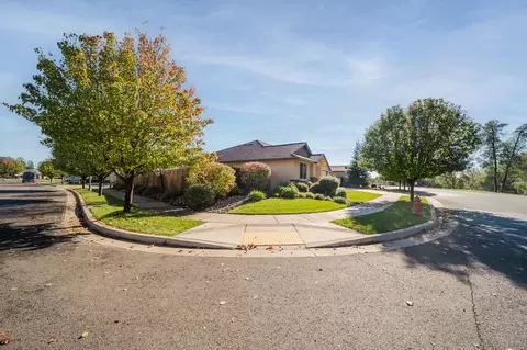 Exterior - 3375 Karuk Ave, Redding, CA 96002 photo 12 of 12
