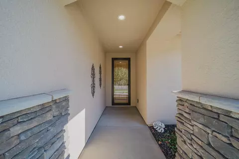 Entry Way - 3375 Karuk Ave, Redding, CA 96002 photo 1 of 4