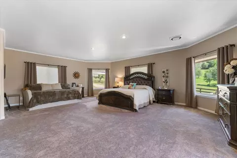 Bedroom - 26602 Snider Ranch Rd, Oak Run, CA 96069 photo 1 of 3